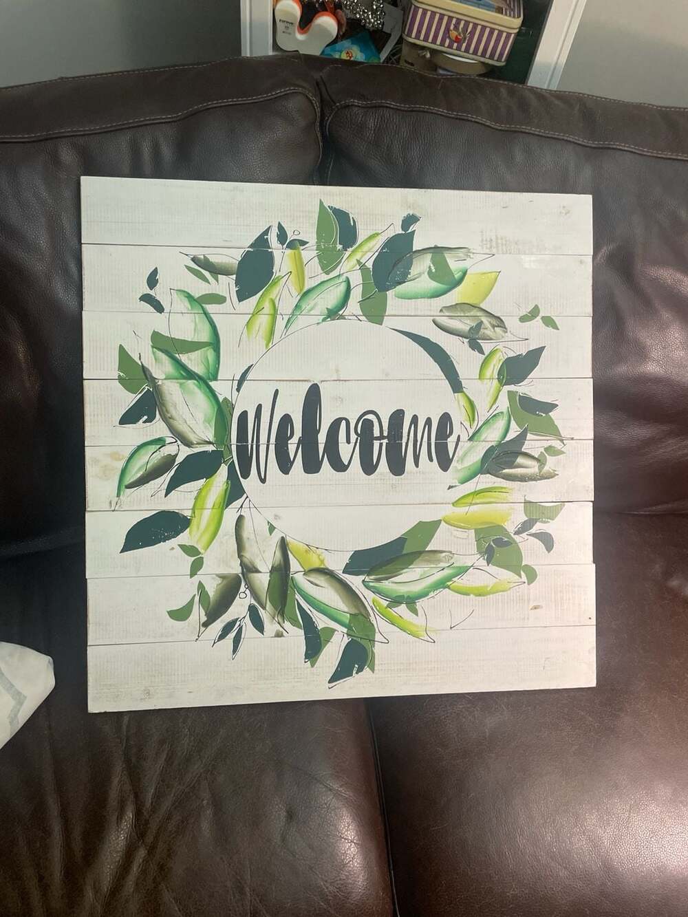 Hobby Lobby White Shiplap Distressed Wood Welcome Wreath Wall Decor